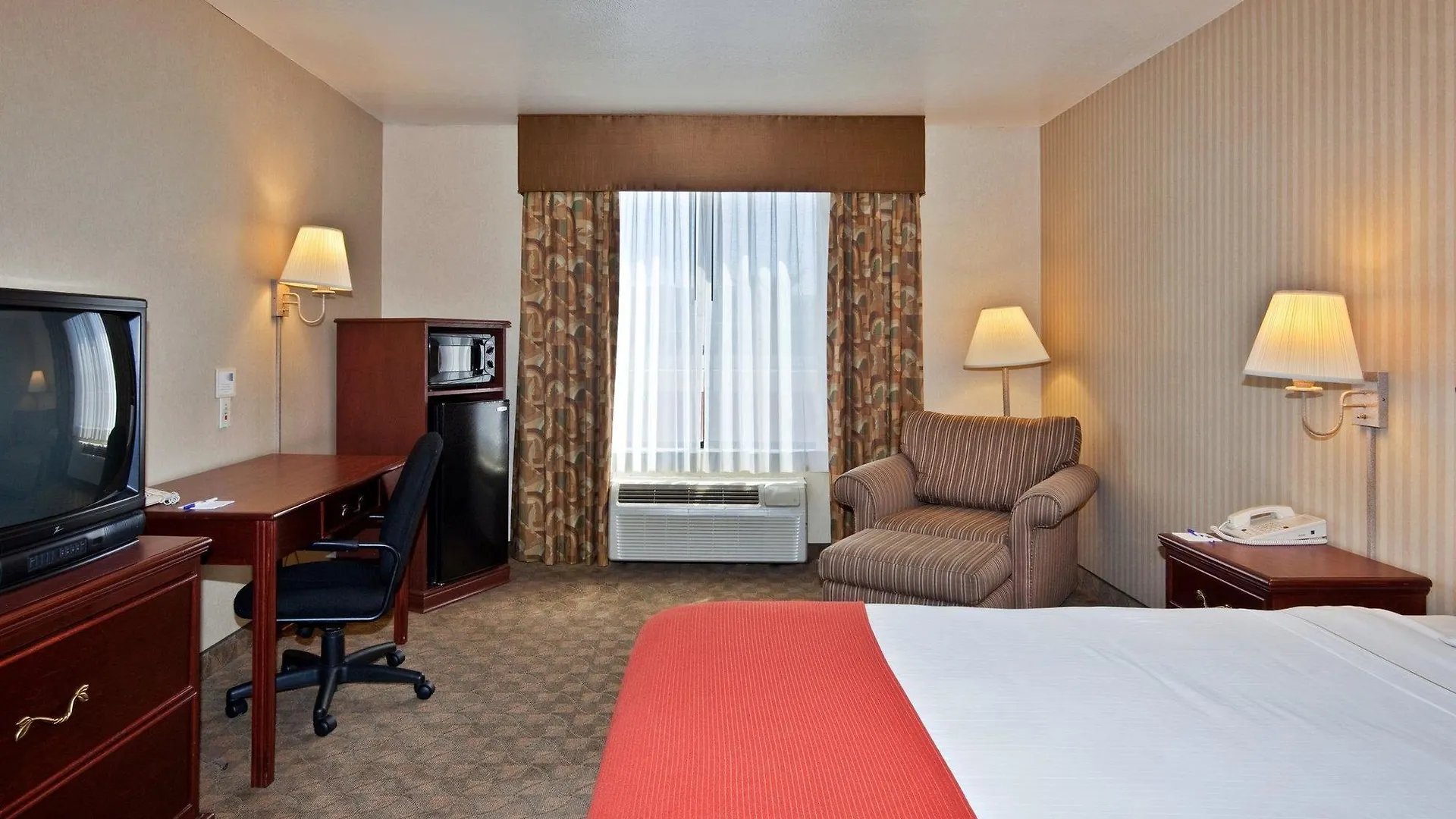 Holiday Inn Express Hotel And Suites - Henderson By Ihg Las Vegas
